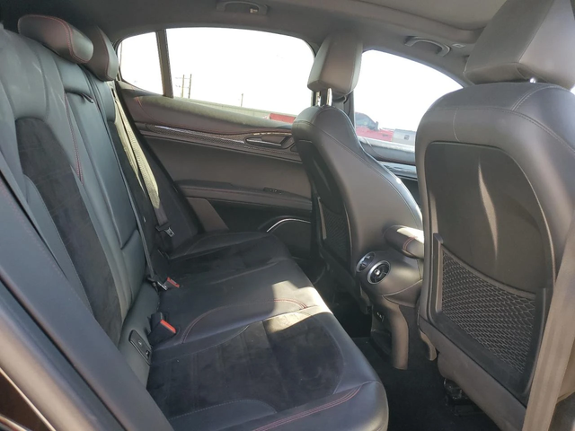 Alfa Romeo Stelvio QUADRIFOGLIO* КЛИП НА МОТОР* АВТО КРЕДИТ - автомобили, коли, обяви за нови и употребявани 10