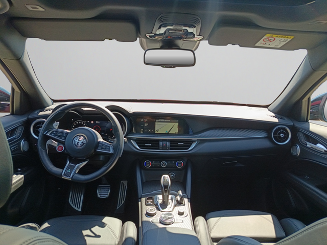 Alfa Romeo Stelvio - автомобили, коли, обяви за нови и употребявани 8