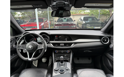 Alfa Romeo Stelvio Q4 - автомобили, коли, обяви за нови и употребявани 12