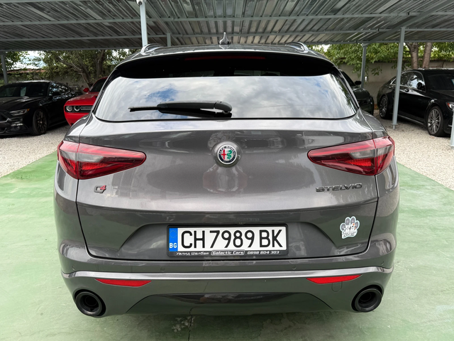 Alfa Romeo Stelvio Q4 - автомобили, коли, обяви за нови и употребявани 4
