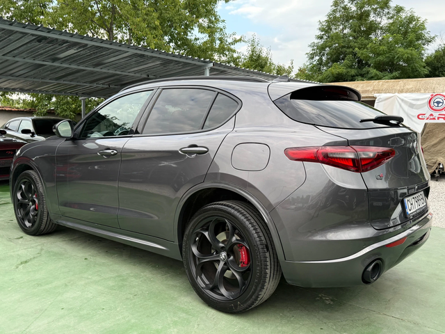 Alfa Romeo Stelvio Q4 - автомобили, коли, обяви за нови и употребявани 5