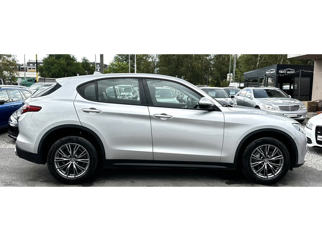 Alfa Romeo Stelvio Q4 2.2D 209HP LANE ASSIST BLIND SPOT EU6B - автомобили, коли, обяви за нови и употребявани 3