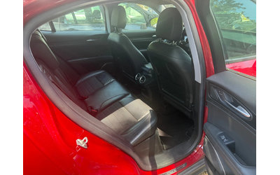 Alfa Romeo Stelvio 2.2 Q4 210kc - автомобили, коли, обяви за нови и употребявани 9