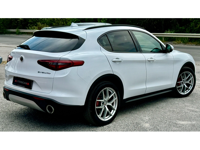 Alfa Romeo Stelvio 2.2d Q4 210кс Executive - автомобили, коли, обяви за нови и употребявани 4
