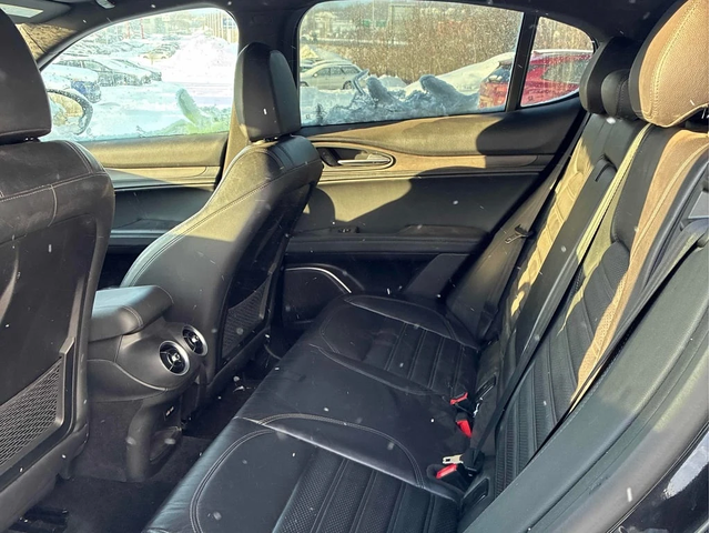 Alfa Romeo Stelvio * Ti Sport * CARFAX * ЦЕНА ДО БГ - автомобили, коли, обяви за нови и употребявани 16