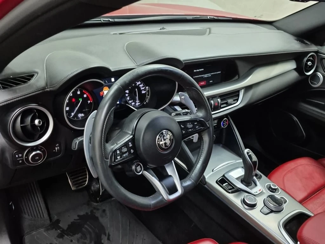 Alfa Romeo Stelvio * VELOCE * CARFAX * ЦЕНА ДО БГ - автомобили, коли, обяви за нови и употребявани 7