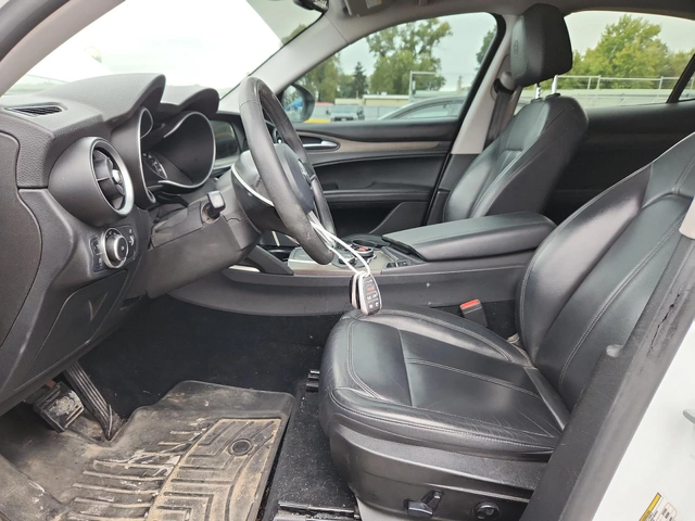 Alfa Romeo Stelvio TI* AWD* - автомобили, коли, обяви за нови и употребявани 8