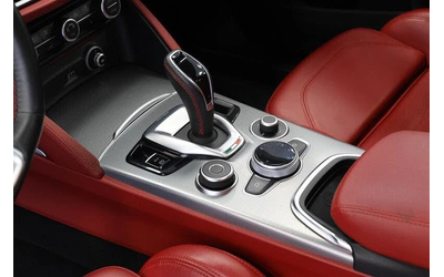 Alfa Romeo Stelvio * TI* AWD* - автомобили, коли, обяви за нови и употребявани 8