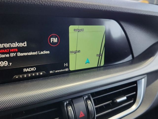 Alfa Romeo Stelvio Ti Sport* Distronic* Harman/Kardon* Пано* Подгрев* - автомобили, коли, обяви за нови и употребявани 8