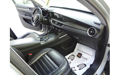 Alfa Romeo Stelvio 2.2JTDM-EXECUTIVE-4X4-210-Q4 - автомобили, коли, обяви за нови и употребявани 12