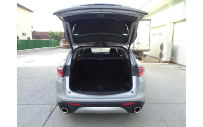Alfa Romeo Stelvio 2.2JTDM-EXECUTIVE-4X4-210-Q4 - автомобили, коли, обяви за нови и употребявани 7