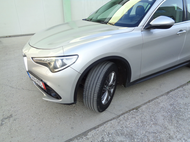 Alfa Romeo Stelvio 2.2JTDM-EXECUTIVE-4X4-210-Q4 - автомобили, коли, обяви за нови и употребявани 8