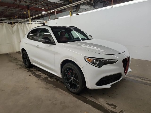 Alfa Romeo Stelvio TI С РЕГИСТРАЦИЯ & АВТО КРЕДИТ - автомобили, коли, обяви за нови и употребявани 2
