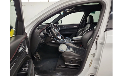 alfa-romeo-stelvio - 4