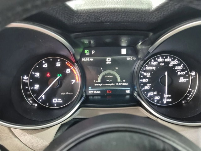 Alfa Romeo Stelvio TI С РЕГИСТРАЦИЯ & АВТО КРЕДИТ - автомобили, коли, обяви за нови и употребявани 9