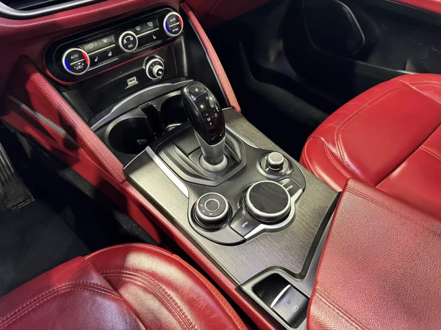 Alfa Romeo Stelvio TI| CARFAX| КРАЙНА ЦЕНА| ВИДЕО - автомобили, коли, обяви за нови и употребявани 11