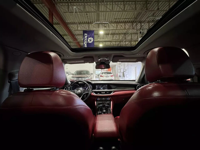 Alfa Romeo Stelvio TI| CARFAX| КРАЙНА ЦЕНА| ВИДЕО - автомобили, коли, обяви за нови и употребявани 12