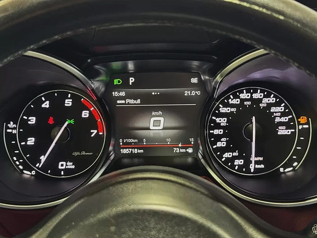 Alfa Romeo Stelvio TI| CARFAX| КРАЙНА ЦЕНА| ВИДЕО - автомобили, коли, обяви за нови и употребявани 6