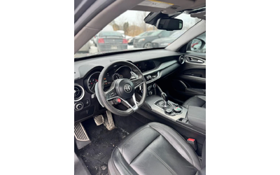 Alfa Romeo Stelvio - автомобили, коли, обяви за нови и употребявани 8