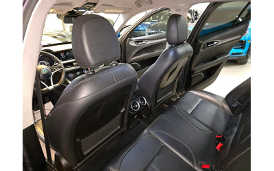 Alfa Romeo Stelvio 2018* Q4 - автомобили, коли, обяви за нови и употребявани 15