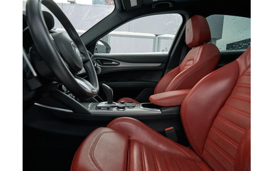 Alfa Romeo Stelvio * АвтоКредит * (ЦЕНА ДО БГ) - автомобили, коли, обяви за нови и употребявани 9