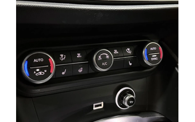 Alfa Romeo Stelvio * АвтоКредит * (ЦЕНА ДО БГ) - автомобили, коли, обяви за нови и употребявани 12