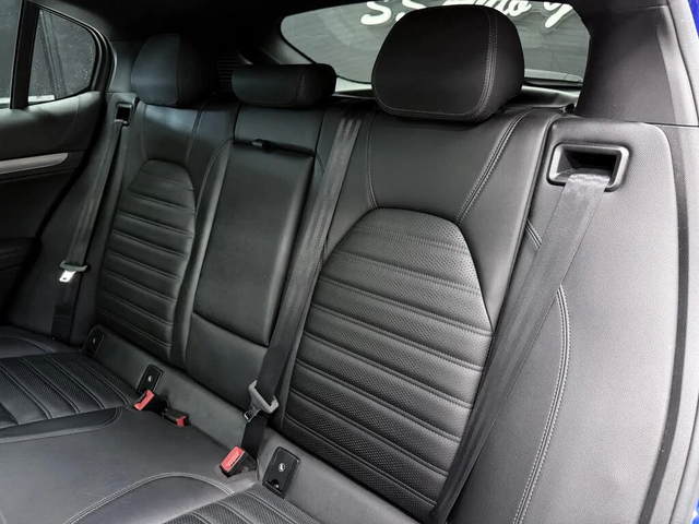 Alfa Romeo Stelvio * АвтоКредит * (ЦЕНА ДО БГ) - автомобили, коли, обяви за нови и употребявани 15