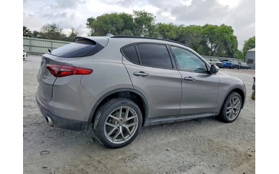 alfa-romeo-stelvio - 2