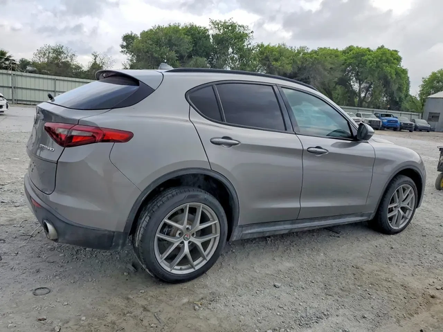 Alfa Romeo Stelvio SPORT - автомобили, коли, обяви за нови и употребявани 2