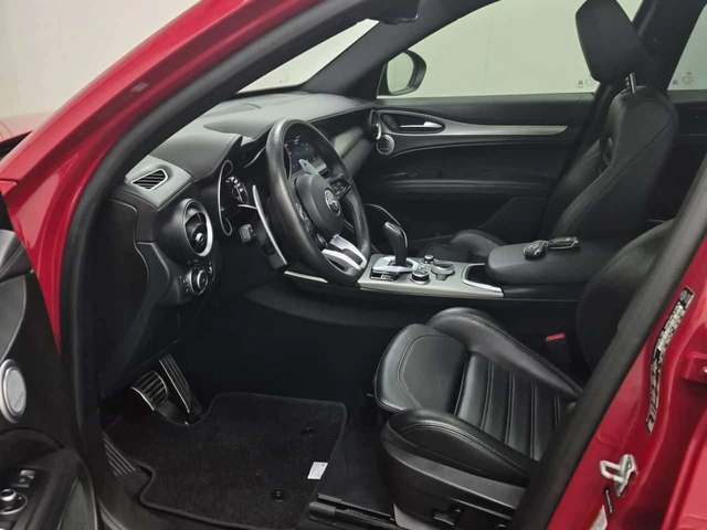 Alfa Romeo Stelvio * VELOCE * PANO* KEYLESS* ПОДГРЕВ* - автомобили, коли, обяви за нови и употребявани 4