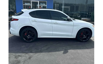 alfa-romeo-stelvio - 2