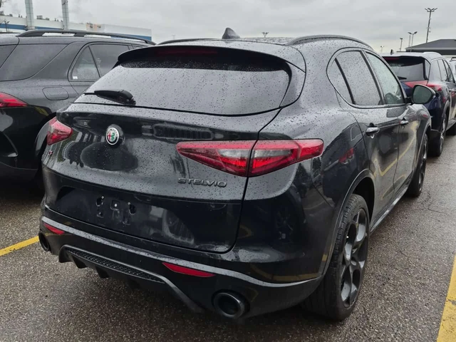Alfa Romeo Stelvio * ESTREMA * ДИСТРОНИК* КАМЕРА* ПАНОРАМА* - автомобили, коли, обяви за нови и употребявани 2