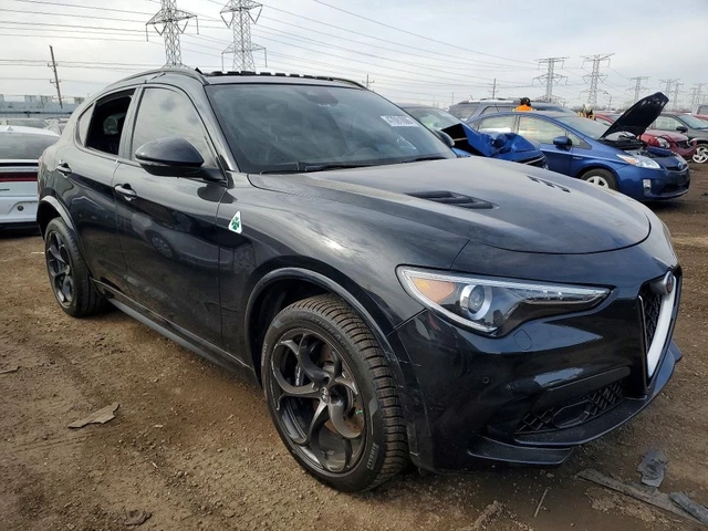 Alfa Romeo Stelvio QUADRIFOGLIO 505HP* HARMAN* DISTRONIC* KEYLESS* ПО - автомобили, коли, обяви за нови и употребявани 2