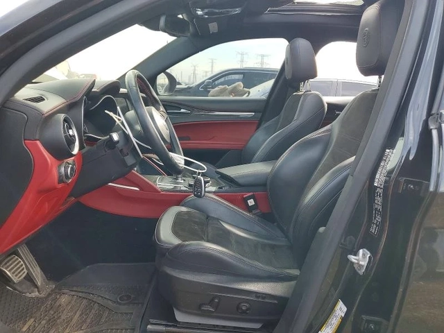 Alfa Romeo Stelvio QUADRIFOGLIO 505HP* HARMAN* DISTRONIC* KEYLESS* ПО - автомобили, коли, обяви за нови и употребявани 6