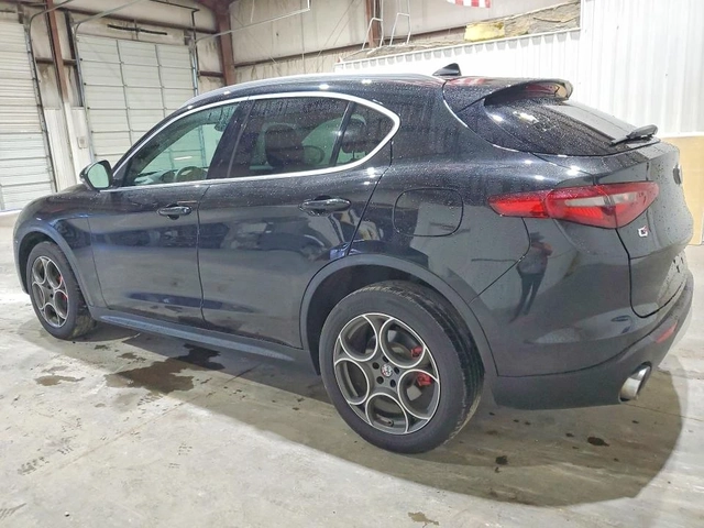 Alfa Romeo Stelvio AWD - автомобили, коли, обяви за нови и употребявани 1