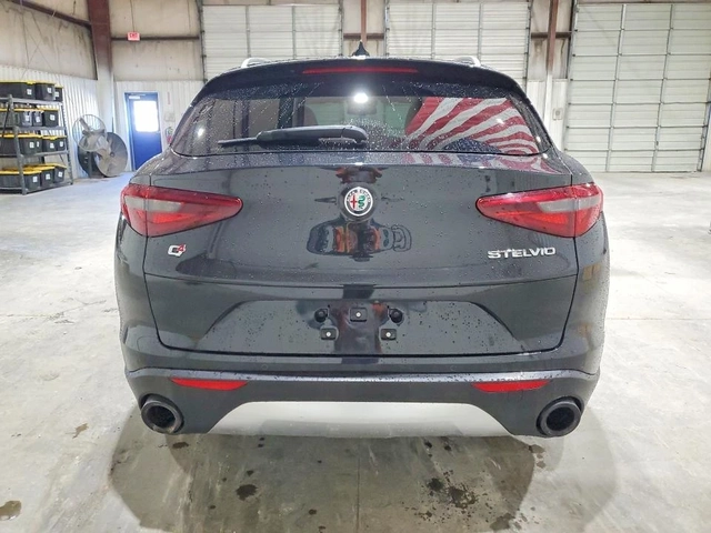 Alfa Romeo Stelvio AWD - автомобили, коли, обяви за нови и употребявани 5
