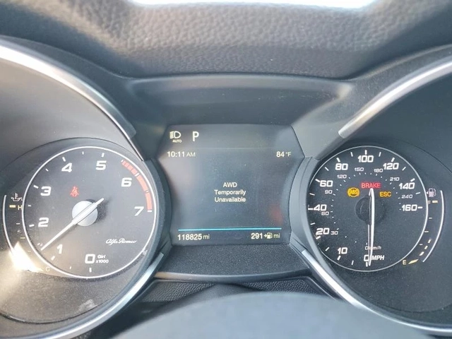 Alfa Romeo Stelvio AWD - автомобили, коли, обяви за нови и употребявани 8