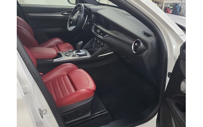 Alfa Romeo Stelvio Veloce * ПАНОРАМА * 2 КЛЮЧА * СЕРВИЗНА ИСТ - автомобили, коли, обяви за нови и употребявани 10