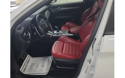 Alfa Romeo Stelvio Veloce * ПАНОРАМА * 2 КЛЮЧА * СЕРВИЗНА ИСТ - автомобили, коли, обяви за нови и употребявани 9