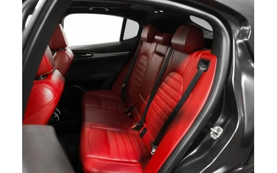 Alfa Romeo Stelvio 2022 Alfa Romeo Stelvio Veloce - автомобили, коли, обяви за нови и употребявани 10