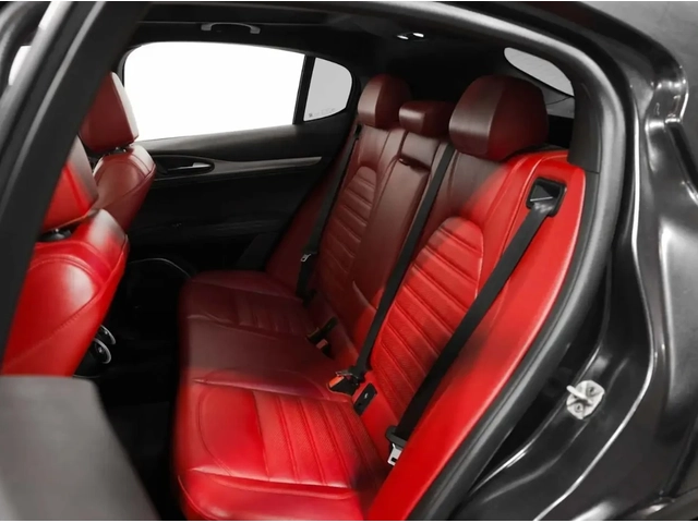 Alfa Romeo Stelvio 2022 Alfa Romeo Stelvio Veloce - автомобили, коли, обяви за нови и употребявани 10