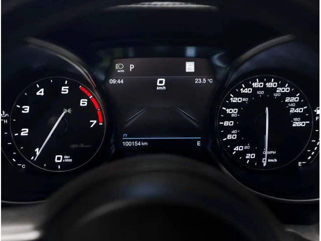 Alfa Romeo Stelvio 2022 Alfa Romeo Stelvio Veloce - автомобили, коли, обяви за нови и употребявани 7