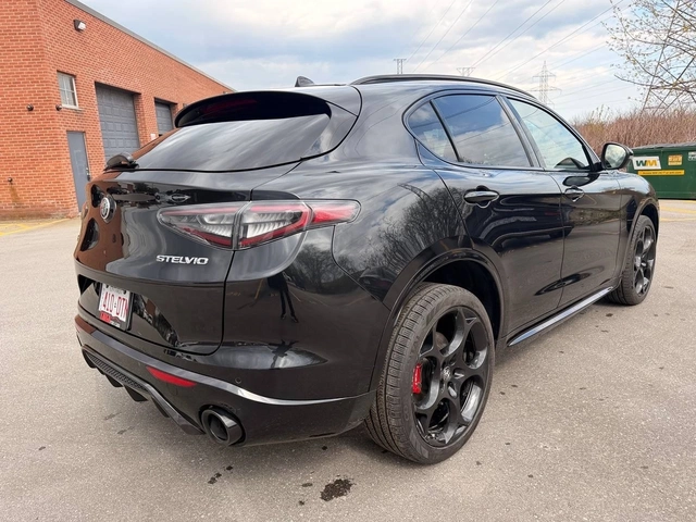 Alfa Romeo Stelvio COMPETEZIONE PACKAGE* AWD* - автомобили, коли, обяви за нови и употребявани 3