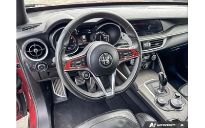 Alfa Romeo Stelvio Ti Sport / HARMAN KARDON / ПАНОРАМА / - автомобили, коли, обяви за нови и употребявани 10