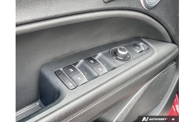 Alfa Romeo Stelvio Ti Sport / HARMAN KARDON / ПАНОРАМА / - автомобили, коли, обяви за нови и употребявани 7