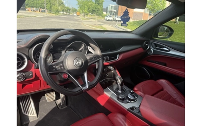 Alfa Romeo Stelvio Ti AWD* HARMAN KARDON* DISTRONIC* PANORAMA* - автомобили, коли, обяви за нови и употребявани 8