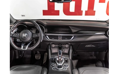 Alfa Romeo Stelvio Estrema AWD/PANOROOF/DRIVE-ASSISTS/PREMIUM - автомобили, коли, обяви за нови и употребявани 7