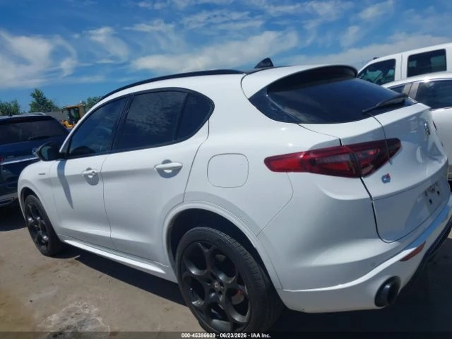 Alfa Romeo Stelvio VELOCE - автомобили, коли, обяви за нови и употребявани 12