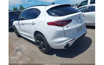 alfa-romeo-stelvio - 2