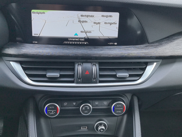 Alfa Romeo Stelvio Business - автомобили, коли, обяви за нови и употребявани 10